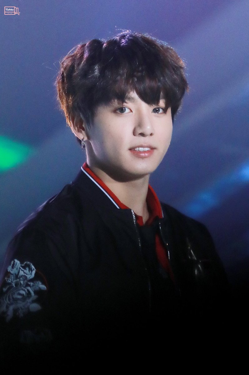 kookpiics's tweet photo. https://t.co/ChcAELKFr6