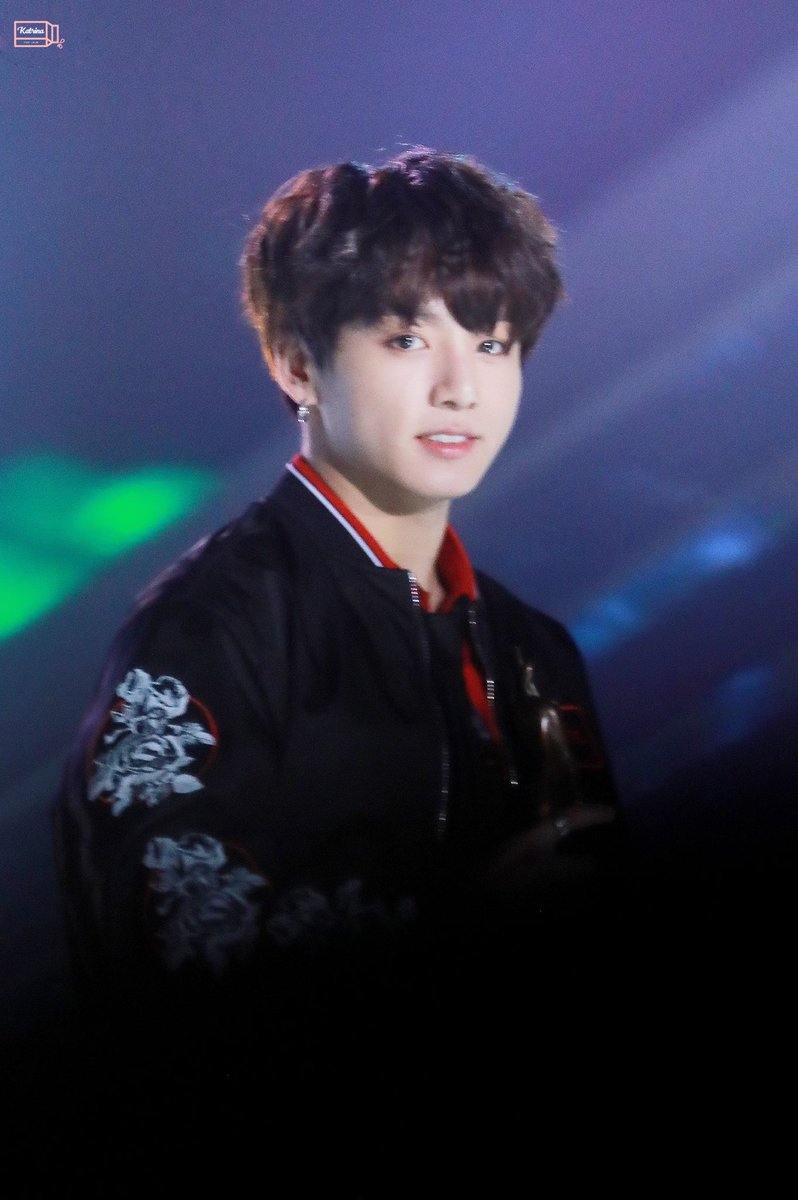 kookpiics's tweet photo. https://t.co/ChcAELKFr6
