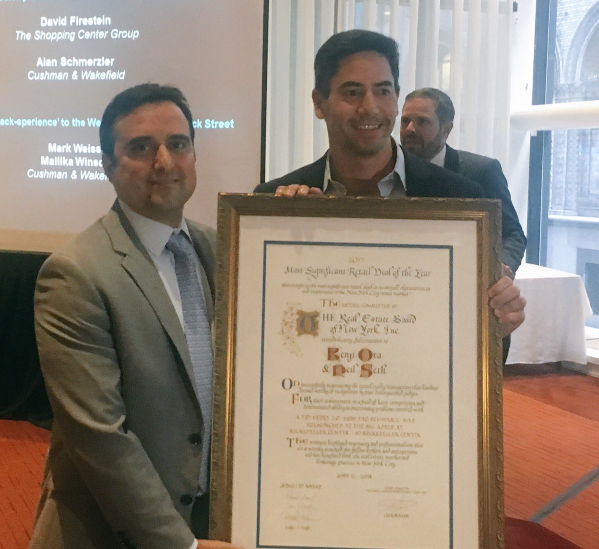 Thanks again to our #RetailDOY sponsors! <a href="/CushWakeNYC/">Cushman & Wakefield</a> <a href="/CushWake/">Cushman & Wakefield</a> <a href="/EasternConsol/">Eastern Consolidated</a>  <a href="/MSkylineMGMT/">Manhattan Skyline</a> Kalikow, Empire State Realty Trust, @JRS_NYC <a href="/JLL/">JLL</a>NewYork @JLL <a href="/SLGreen/">SL Green</a> @RipcoNY and Rose Associates #Retail