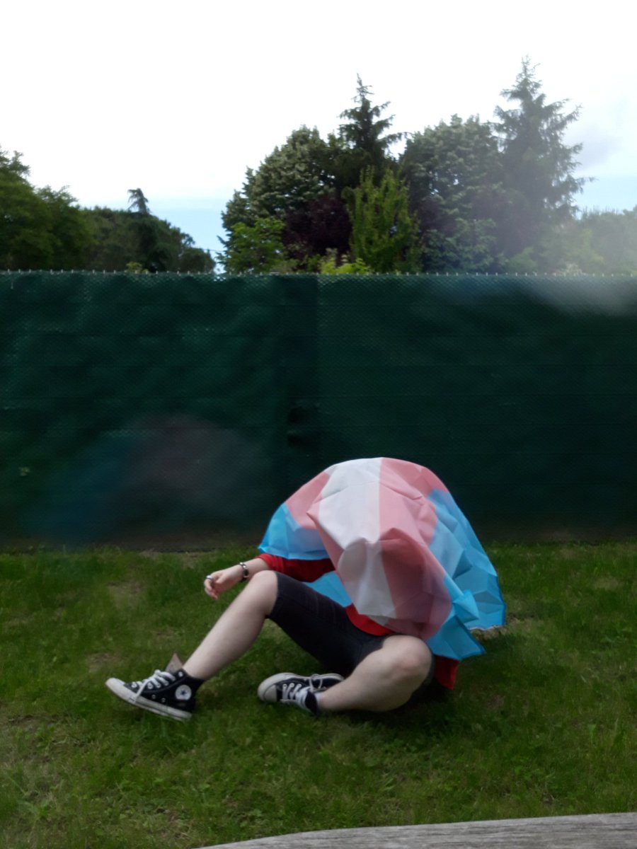 SaleHeretique's tweet photo. #JuneIsForQueer

Toujours autant irrécupérable https://t.co/0vkLIvSfta
