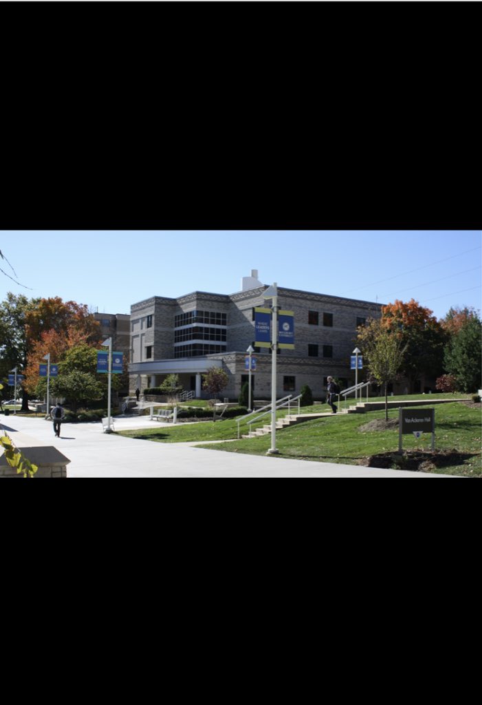 lill_spring's tweet photo. Excited to announce that I have verbally committed to further my education and softball career at Rockhurst University! Beyond blessed!💙🦅⚾️ #Gohawks https://t.co/vuO4iT0UQM