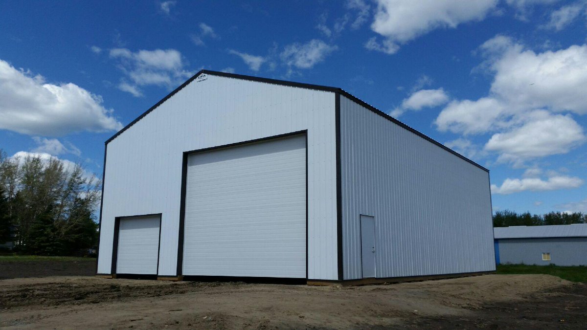 Jsakal's tweet photo. Another Quality Built UFA Building. 42x60x18 commercial shop in Delburne. #UFASTRUCTURES #UFAQualityFirst #HappyCustomers https://t.co/fWBJchSpSw