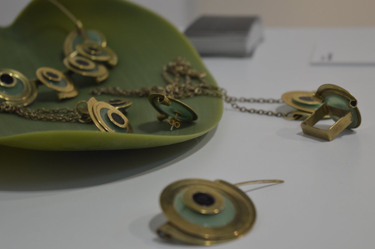 FieraMilanoSpa's tweet photo. Vestirsi e vestire d'estro! #lamagnificaforma della creatività prende forma @homimilano. #Homi18
#ilsinonimo https://t.co/Xf4fGhotOW