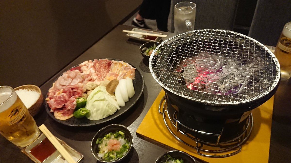 5nohaha's tweet photo. 知り合いが六甲道に店オープンしました
美味しい‼️
イベント、記念日に使える
#田しま
#六甲道
#焼き鳥
#七輪焼き https://t.co/iJmUYAqsfz