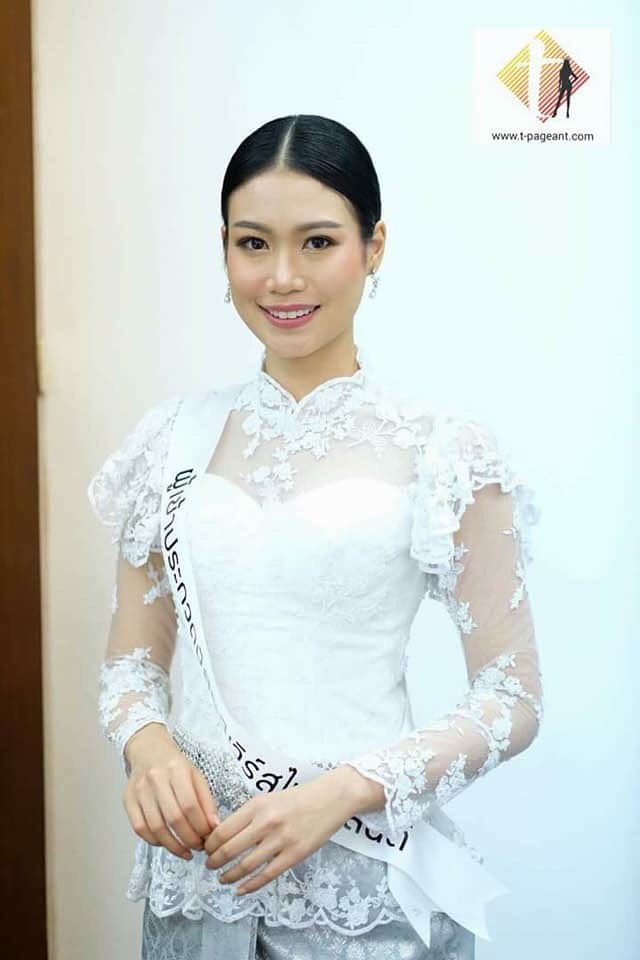 ddt_dean's tweet image. วันนี้ผู้เข้าประกวด 40 สาวจาก MUT 2018 ทำกิจกรรมที่ ศาลหลักเมือง วัดพระแก้ว วัดโพธิ์ 

#MUT2018
#MissUniverseThailand2018