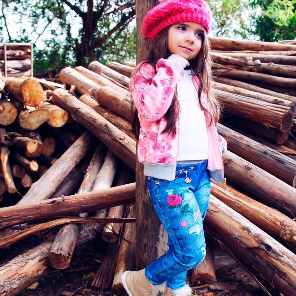 Coloritta_com's tweet image. Flores, cores e muito estilo com o look fashionista da linda @sofiagiustioficial.... instagram.com/p/Bj8e-X2h1yV