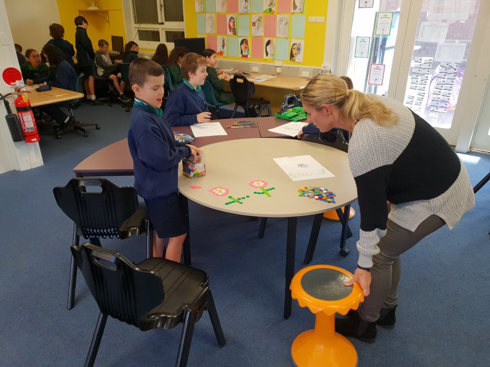 JaimeeHutchens's tweet photo. Our new SLSO Lauren is fitting into #TeamEWPS seamlessly! Today she’s helping Christian in our #Kidscurriculum Art elective.  @ermington_west @CaptainJackEWPS https://t.co/tVY2TmX7AR