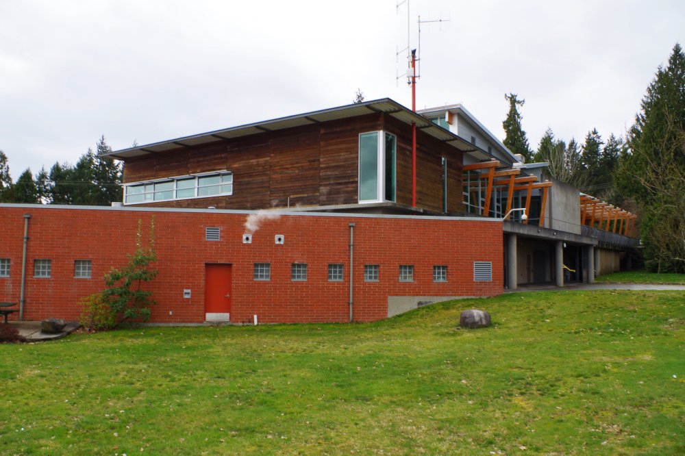 #18: Sechelt (2003)- Good integration into the natural environment- Fun use of wood for exterior flourishes- Proof one-storey courthouses don't have to be lame