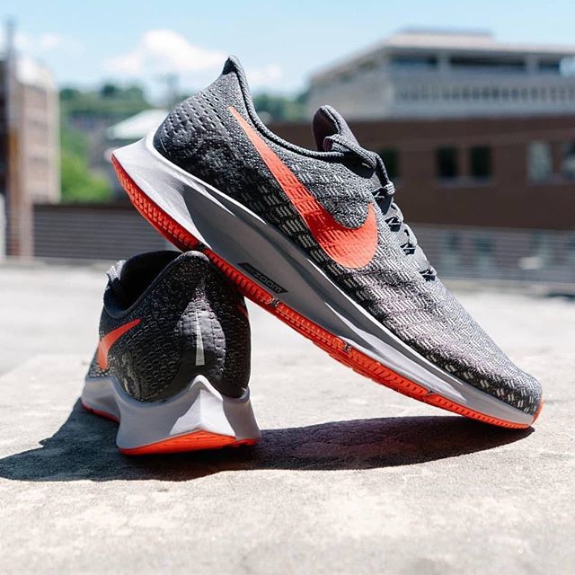 nike air zoom pegasus 35 thunder grey bright crimson