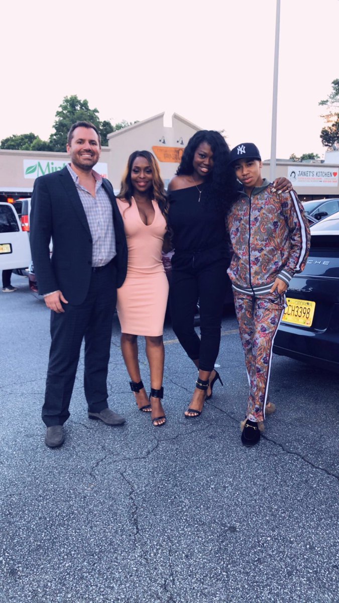 IAM_Johnathan's tweet image. #IssaWrap #LongProductionDay #MarriedToMedicine #Season6 #ClosingTheDeal