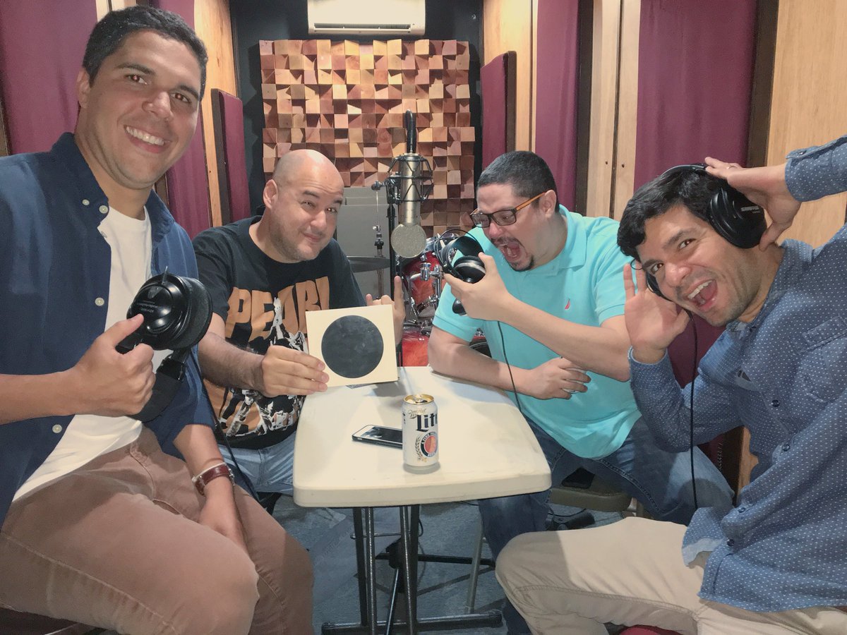 Rockistmo's tweet photo. Este domingo 17 de junio #RockistmoPresenta celebra su primer año al aire con el especial #20aniversario de #TMV @otravez_tmv 4pm por @metropolis933 📻 desde @backlinestudio 🎧 #talkshow #rockdepanama #metropolis933 https://t.co/tzPwswHFsA