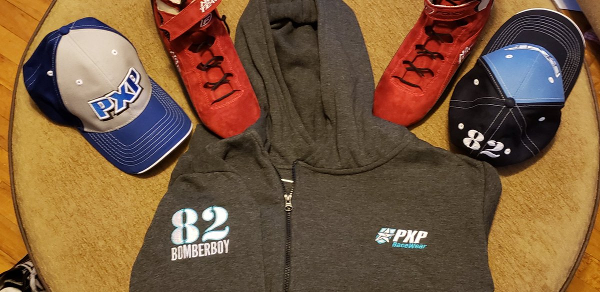 ColtonCollins82's tweet photo. @bomberboyracing would like to say Thank You to @PXPracewear for keeping me safe and their continued support. https://t.co/rLw4E13tjI