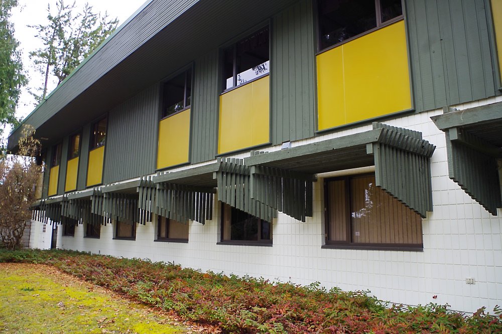 #12: Powell River (1974) - Somehow makes green and yellow a great colour scheme- Like Sechelt, excellent use of playing off Sunshine Coast culture- Love the little sideblinds on the windows- Almost good enough to make me forget how great the old Powell River courthouse is