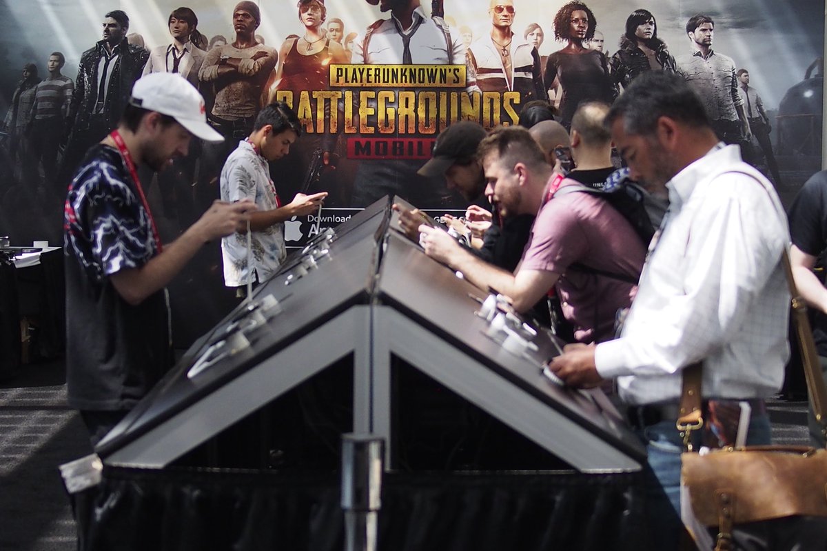 PUBGMOBILE's tweet photo. If you aren’t at our #e3 #pubgmobile F26 booth already then I just can’t even.. https://t.co/DGTDZBS5fW