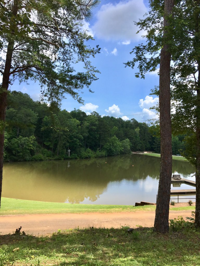 ush_sisk's tweet photo. Great first day for @shadesmtn 4th & 5th grade camp at #camplee https://t.co/xPqFx8OZow
