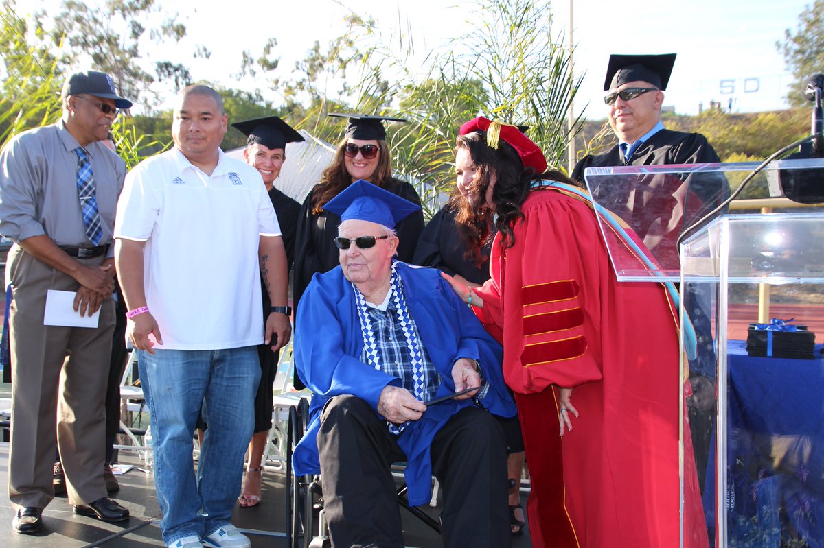 San Diego Unified tweet media