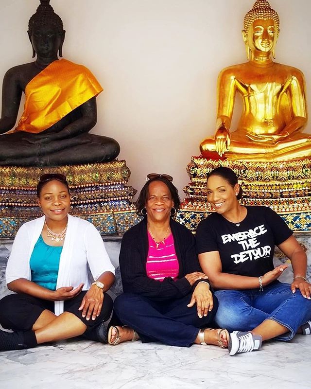 VenandRose's tweet photo. Mama we made it..to Thailand 🇹🇭🙌🏾. Thank you Tesa for taking our #embracethedetour tee along for the journey 😍.
Want a tee? TAP photo or shop via link in our profile 👆🏾
.
.
.
.
#venandrose #vrcrew #embracethedetours #faithbasedbusiness #travelist… https://t.co/5PAtNeDtBj https://t.co/PmJoA1hdWI