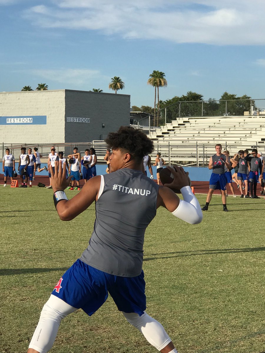 KevinMcCabe987's tweet photo. Arcadia part of Camelback 7/7 and new look Titans are led by big talented JR QB Kadin Beler. #AzHSCamNewton https://t.co/1XQZgf7utZ