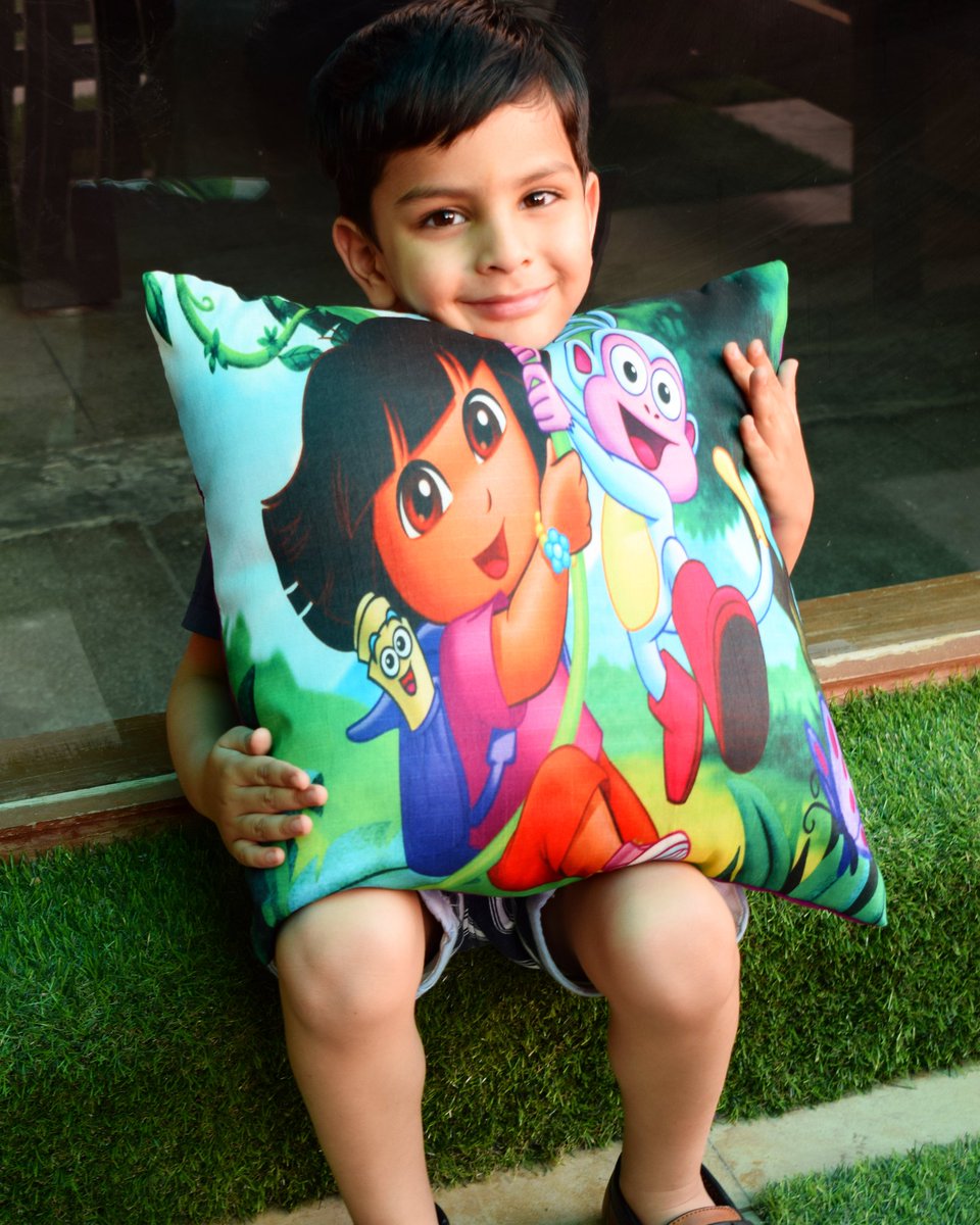 RoyalDecoRDF's tweet photo. It doesn't cost much for the kids to be happy.. Kiaan finds his happiness with his favourite Dora, The Explorer

https://t.co/SqTLZbX4Hq

#happiness #dora #Kids #parents #instapic #cartoons #happykids #happychildren #happinessiscool #RoyalDecoFurnishing  #itdoesntcostanythingto https://t.co/LpJTncivRY