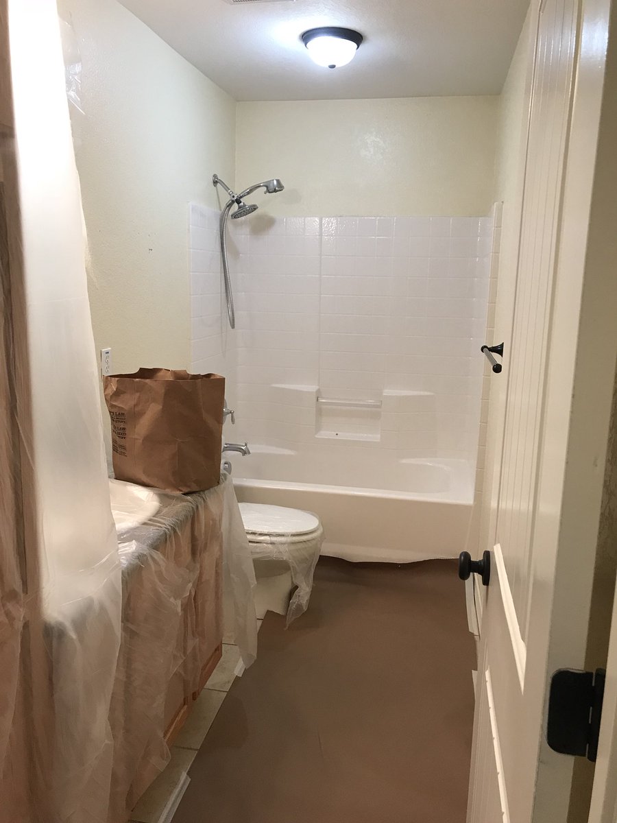 GcroofingR's tweet image. Do you have a bathroom that you are tired of and can’t brag about to your friends and family? 

Let us design your custom dream a Bathroom so you have something you can be proud of and be comforted in! 
#Corpuschristi #cchooks #Hotz95 #aransaspasstx #portA #CorpusChristi2018