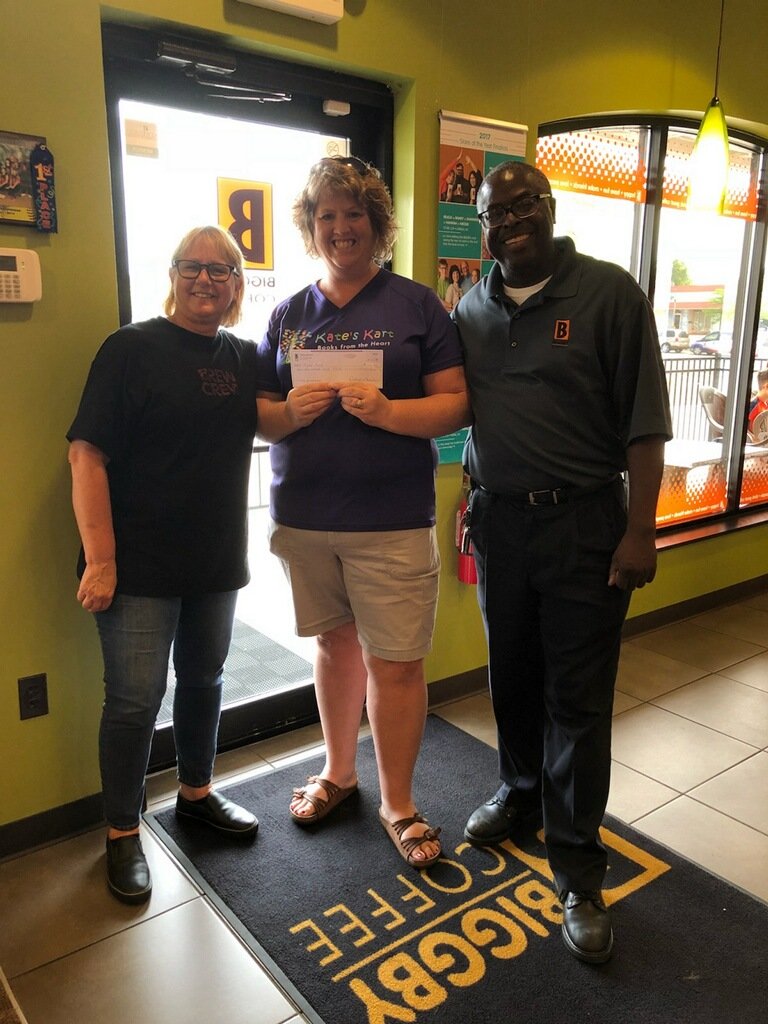 The Thursday donations in May added up to a donation of $600 to Kate's Kart! Thank you to our customers for your generosity! Your donations will help provide many children with books during their hospital visits! We sure love our fanatics! ❤