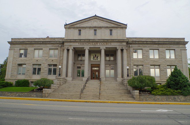 #4: Vernon (1914) - Just a beast of a courthouse; there is no way this could be anything other than a courthouse- 100 carloads of granite were used in construction; floors are 12 inches thick, i am very intimidated - HUUUUUUUUUUUUGE