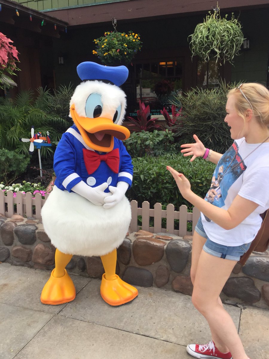 JJNicolee's tweet photo. You may be cool, but are you cool enough to have a secret handshake with Donald Duck? https://t.co/V3GE6LllVM