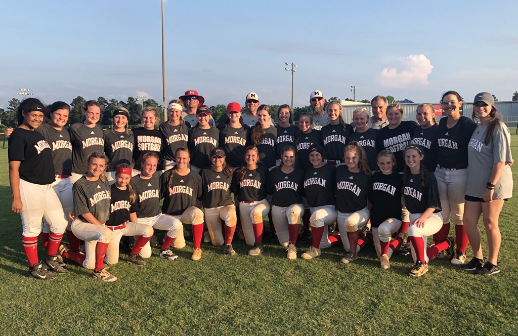 MoCoMcBay's tweet photo. These girls dominated today. 3-0 at the Greenbrier Summer Slugfest with wins over Madison Co., Grovetown, and Harlem. #KeepClimbingTogether https://t.co/I0I51rxydy