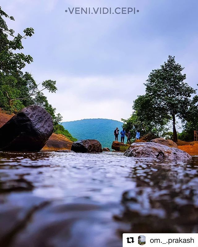 BBSRBuzz's tweet photo. #awesome #photography #raniduduma #waterfall #odisha #bhubaneswarbuzz pic courtesy @om._.prakash ・・・
•Veni.Vidi.Cepi•
.
#naturevibes #naturephotography #flashesofdelight #bhubaneswarbuzz #houseoftones #streetsofindia #streetphotography #wanderlust #serene #exploreindi… https://t.co/uV4YnHj5R9