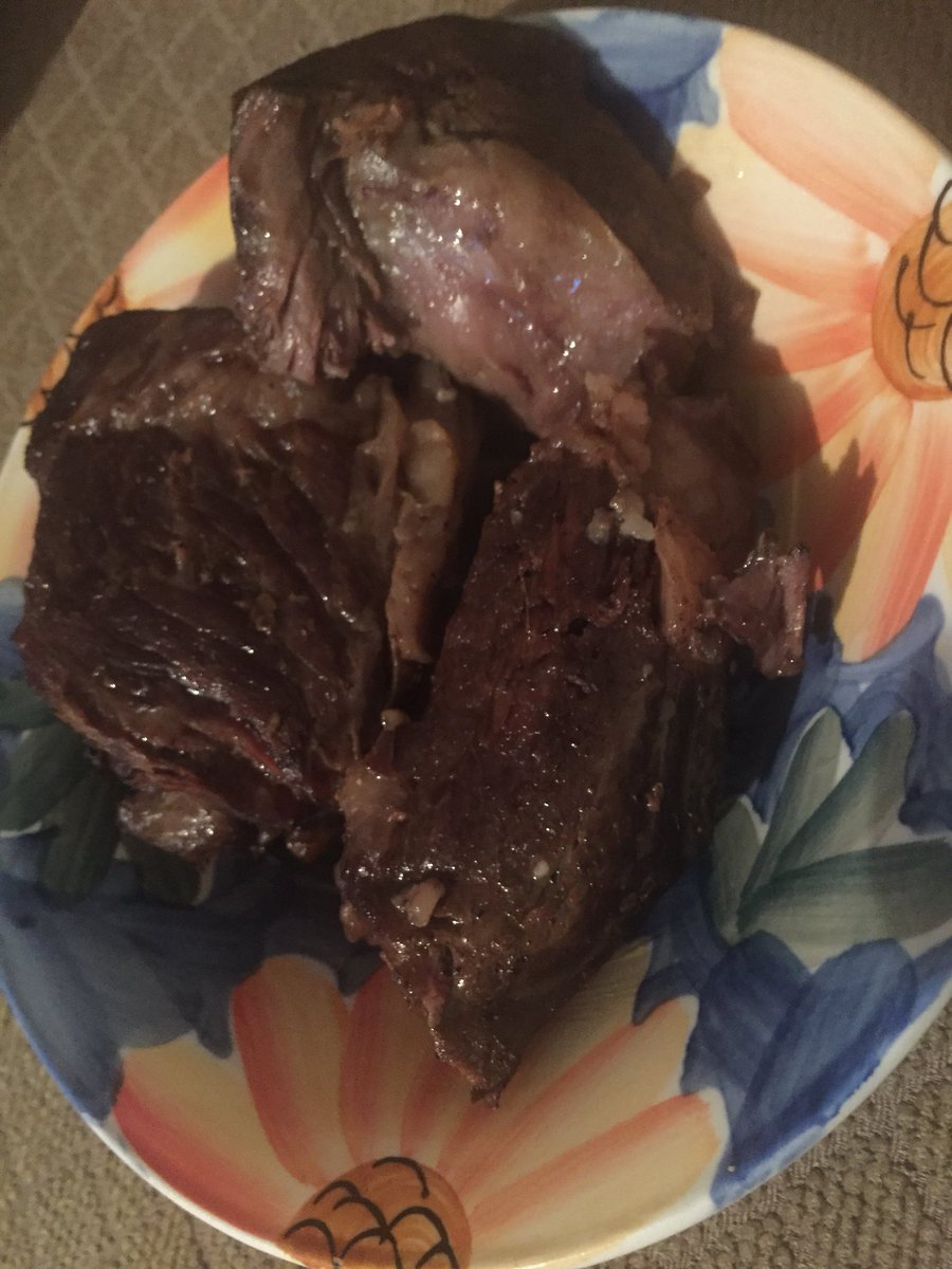 keto_lion's tweet photo. Mmmm, pound of roast beef...
#beef #breakfastlunchanddinner #ketocarnivore #LCHF #omad #mouthwatering #meatheals #ketofood #oftak https://t.co/PdJlCegPc7