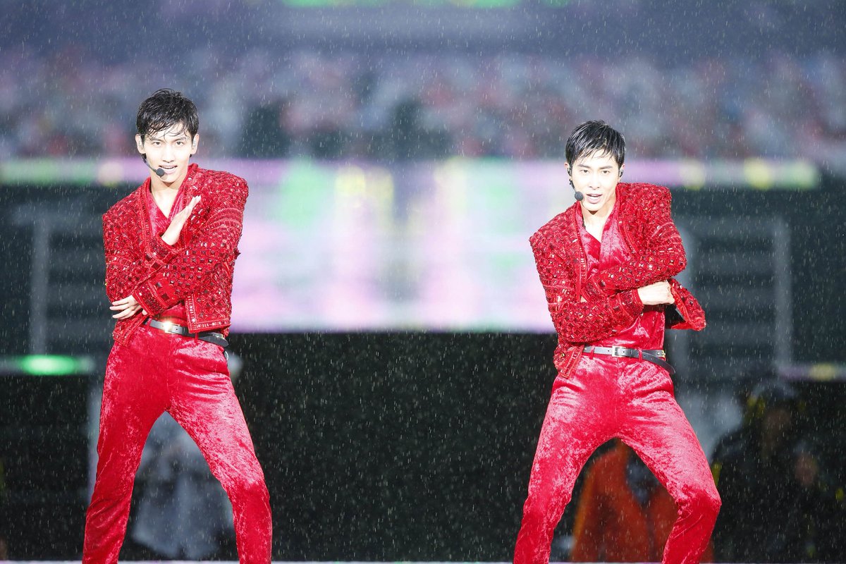 khakTNN24's tweet photo. ‘TVXQ!’ (ดงบังชินกิ) พิสูจน์ความเหนือชั้น สร้างสถิติใหม่ขึ้นแท่นเป็นศิลปินต่างชาติที่มีผู้เข้าชมทัวร์คอนเสิร์ตที่ญี่ปุ่นสูงที่สุดในประวัติศาสตร์ ด้วยยอดผู้ชมสูงถึง 1 ล้านคน ใน 20 รอบการแสดง                     #東方神起 LIVE TOUR #TNNartsNEWS #TNN24 #ช่อง16 @tnnthailand https://t.co/guf2Ad453j