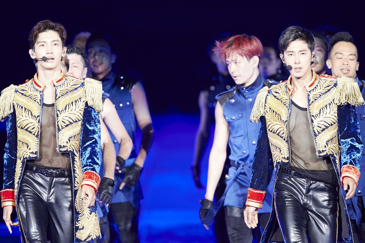 khakTNN24's tweet photo. ‘TVXQ!’ (ดงบังชินกิ) พิสูจน์ความเหนือชั้น สร้างสถิติใหม่ขึ้นแท่นเป็นศิลปินต่างชาติที่มีผู้เข้าชมทัวร์คอนเสิร์ตที่ญี่ปุ่นสูงที่สุดในประวัติศาสตร์ ด้วยยอดผู้ชมสูงถึง 1 ล้านคน ใน 20 รอบการแสดง                     #東方神起 LIVE TOUR #TNNartsNEWS #TNN24 #ช่อง16 @tnnthailand https://t.co/guf2Ad453j