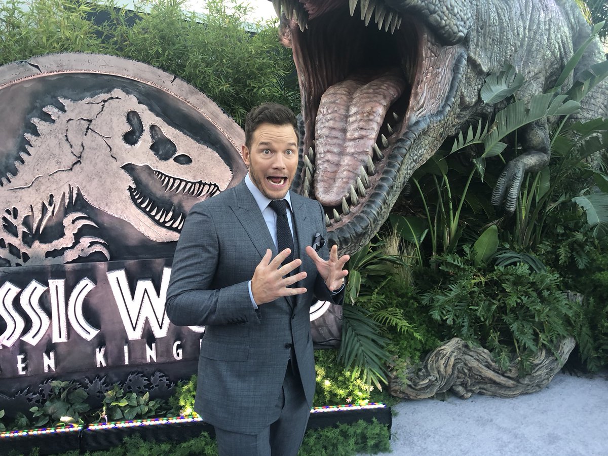 .@PrattPrattPratt vs. the T-Rex! 🦖