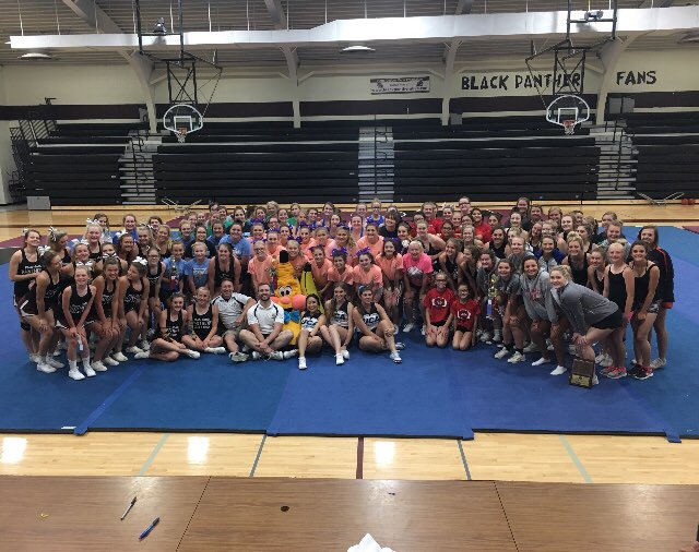 BC_Cheers's tweet photo. South Dakota 2018 UCA camp. Cheers, games, and throwing girls into stunts. PROUD to rep BC &amp; win several awards including: “Top Banana” = most enthusiastic, spirited, leadership team out of 15 teams! 🎀 @BCBraves https://t.co/EA1J5R5JUg