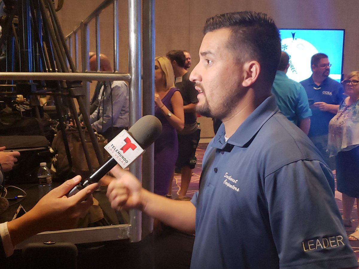 Concreteninja80's tweet image. The @SouthwestCarps are out in force supporting @SteveSisolak! @LGuigonJr letting @TelemundoLV know that @SteveSisolak is putting NV to work creating 30K jobs! #PrimaryDay #hammerthevote #NVGOV #TeamSisolak