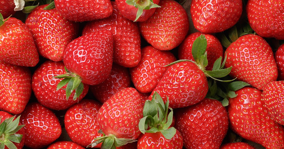 What, exactly, punts strawberries to the top of the fruit pyramid? 🍓🍓 Read on to see all the health benefits that strawberries offer-you'll want to nom a carton of them immediately, guaranteed... goo.gl/3T4jKu #Strawberry #strawberries #Health #fitness #healthyeats