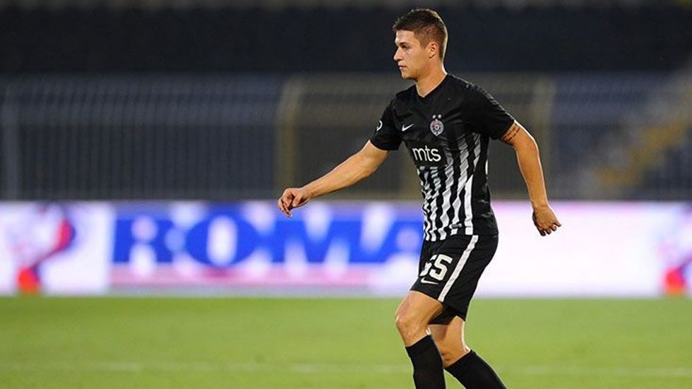 Fenerbahçe 10 Numara Oyuncusu Olarak Genç Yıldız Danilo Pantic'i Kiralık Olarak Almak İstiyor.