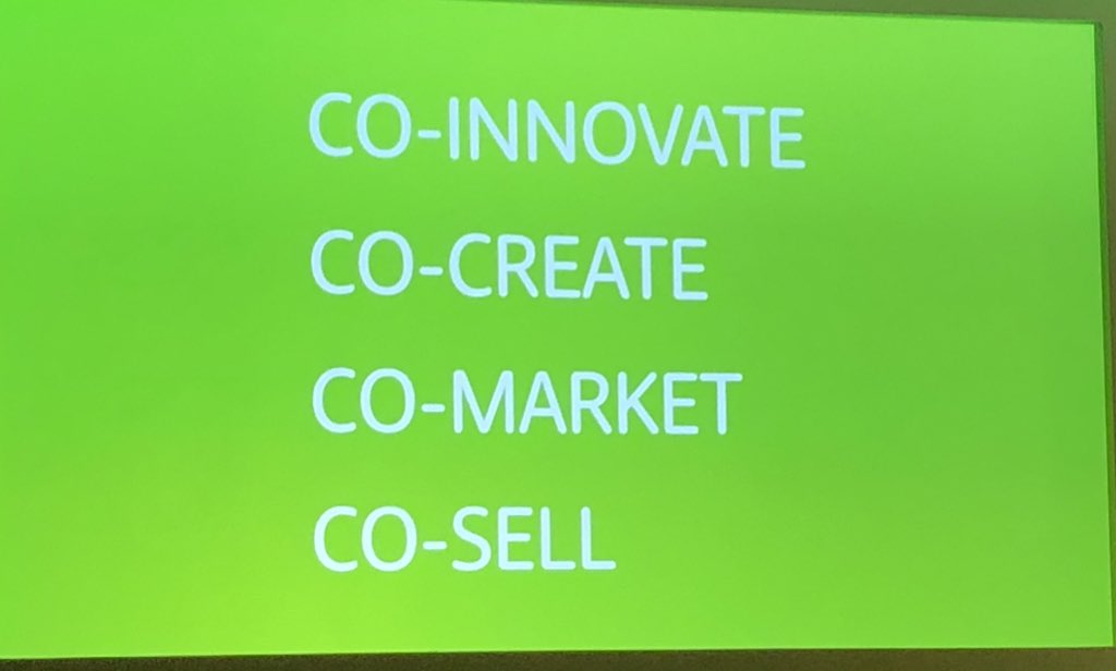 It‘s all about #CO -llaboration
#collaboration - joins us!
@UnifyCo <a href="/LuizDomingos2/">Luiz Domingos</a> @LisaUnify #UPC18Berlin
