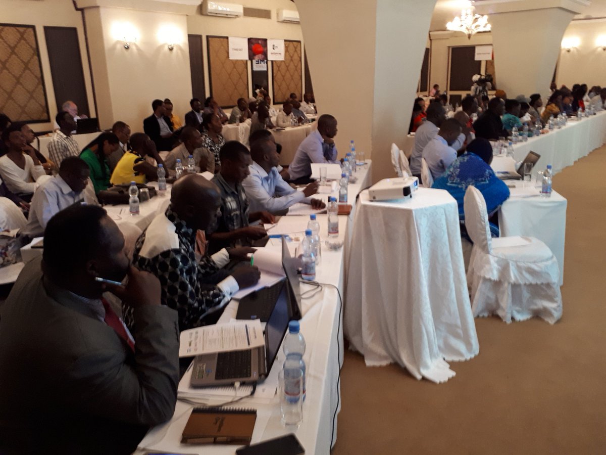 EvertLassche's tweet photo. Interessante #FACTS #Ignitemysme conferentie in Dar Es Salaam over #financial acces for #SME. Financial acces is big issue for small medium enterprices. #chainfinancing @PUM_nl @NLinTanzania @EugeneGies https://t.co/gIAhi3YVzQ