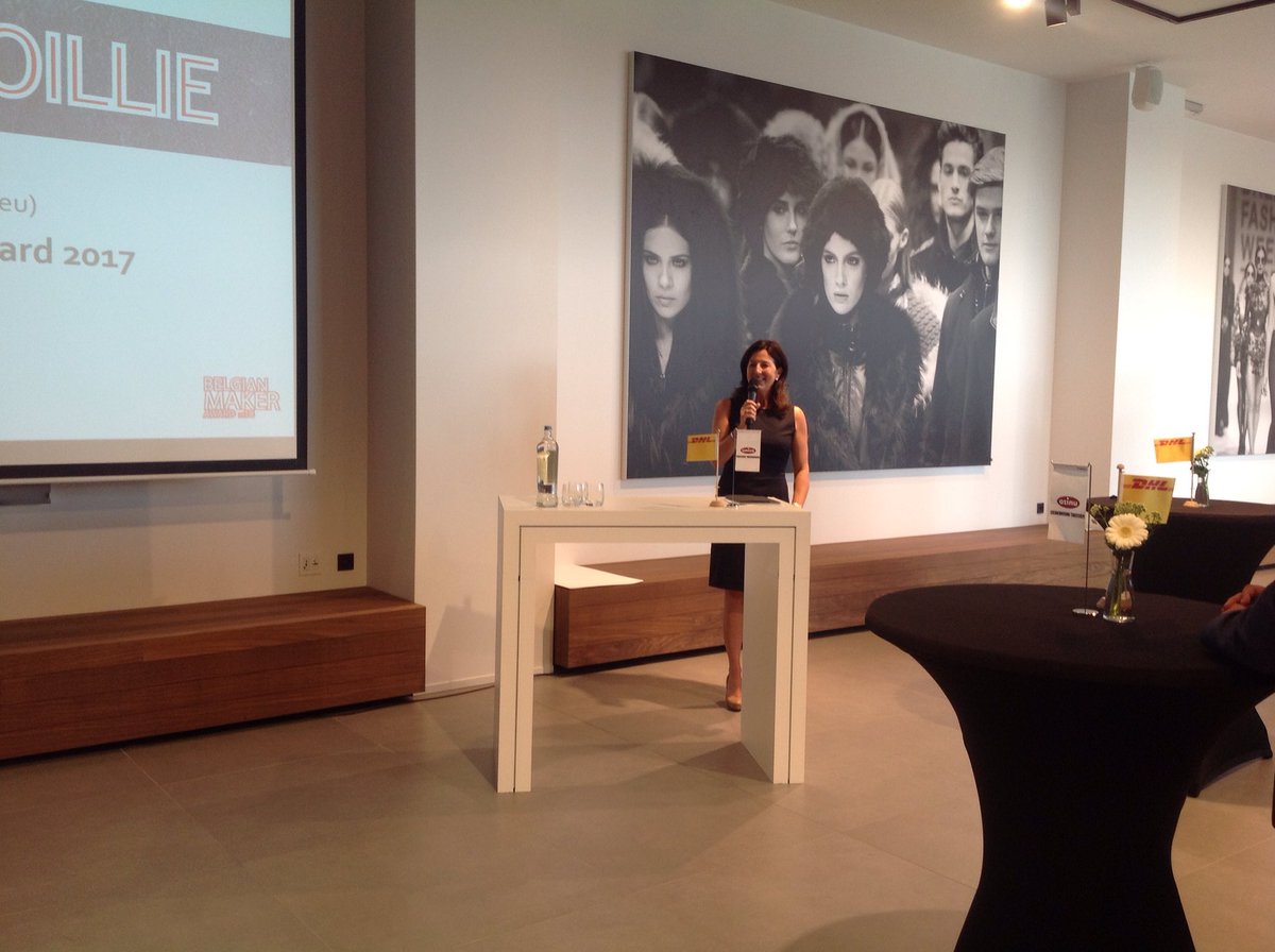"Belgian Maker Award opent deuren, geeft je visibiliteit. Dank aan UNIZO en <a href="/DHLexpress/">DHL Express</a>! Think global, act local!" <a href="/VancoillieAnn/">Ann Vancoillie</a> Belgian Maker Award 2017 #belgianmakeraward