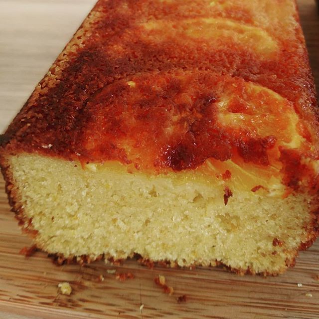 sweetspotparis's tweet photo. Cake à l'orange intergalactique 😊😋 https://t.co/9XCBhGrBvM https://t.co/JjI8JrOhXr