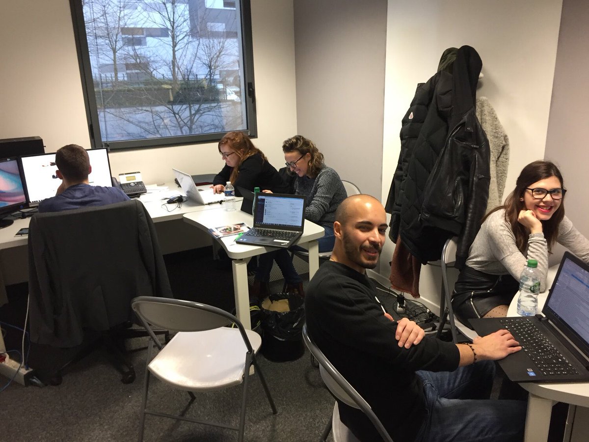 Romain Lesage (@romain_lesage) on Twitter photo La Start-Up Posos développe une #IA capable de comprendre les questions sur les médicaments <a href="/Amiens_Cluster/">Amiens Cluster</a> <a href="/PPEI_Amiens/">Pacte Pour l'Emploi</a> La Start-Up Posos développe une #IA capable de comprendre les questions sur les médicaments <a href="/Amiens_Cluster/">Amiens Cluster</a> <a href="/PPEI_Amiens/">Pacte Pour l'Emploi</a>