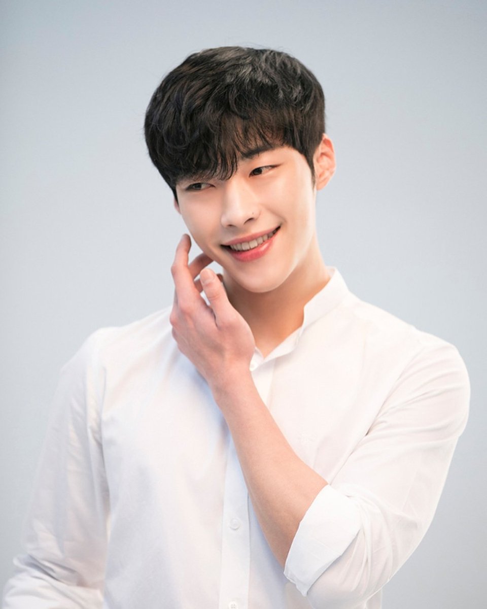JustWooDoHwanTH's tweet photo. [📷] 180612 keyeastofficial IG update with WooDoHwan

#WooDoHwan #우도환 #อูโดฮวาน https://t.co/kvobRB18GM