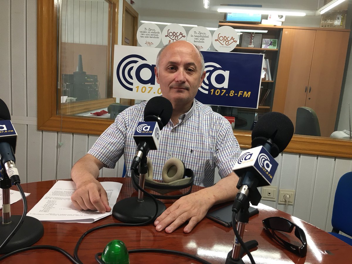 DCa107lorca's tweet photo. @AMecaCs @Cs_Lorca en @LorcaComunica @OndaCa107 con @Nesdebo https://t.co/BE1NPyJI5k