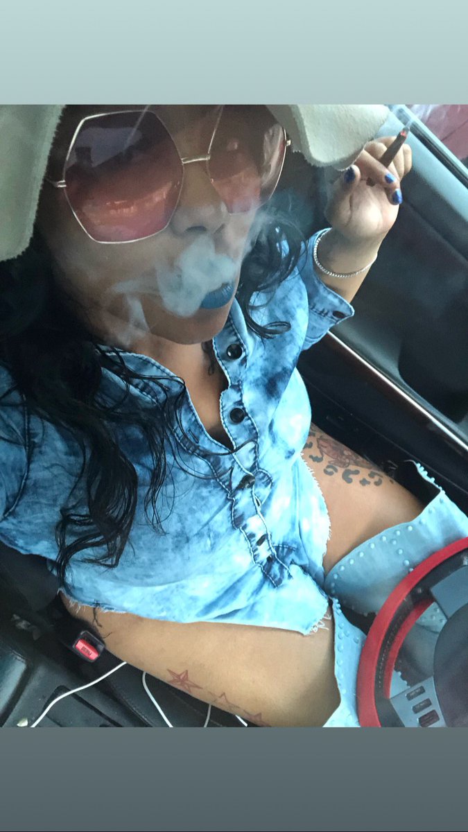 LaylaRed6's tweet photo. To my true stoners #laylared  ##model #vixen #pornstar #sexy #gardcore #punlished #atlanta https://t.co/XbFxUz7jxS