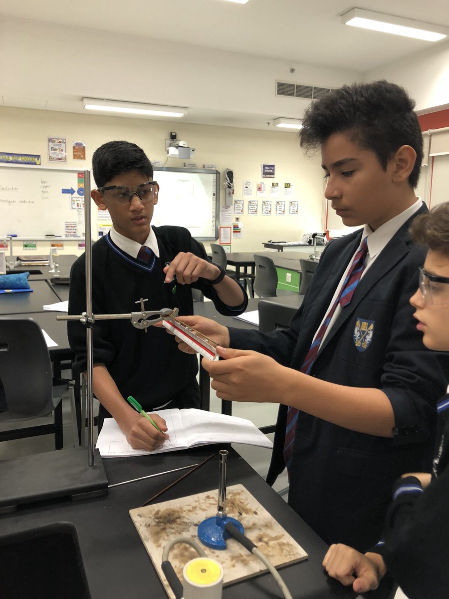BCADprepscience's tweet photo. Year 8 investigating conduction #prepscience https://t.co/7W49F2Ru5G