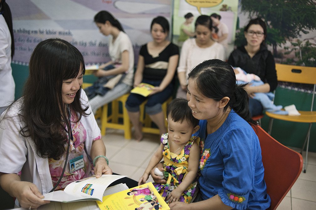 MathisenRoger's tweet photo. Request for Proposals from @aliveandthrive : Review of pre-service #education on essential #nutrition actions for maternal, infant, and young child nutrition for #health professionals in the #ASEAN region: https://t.co/KSmoXtO42z https://t.co/v7Lts9mKPi