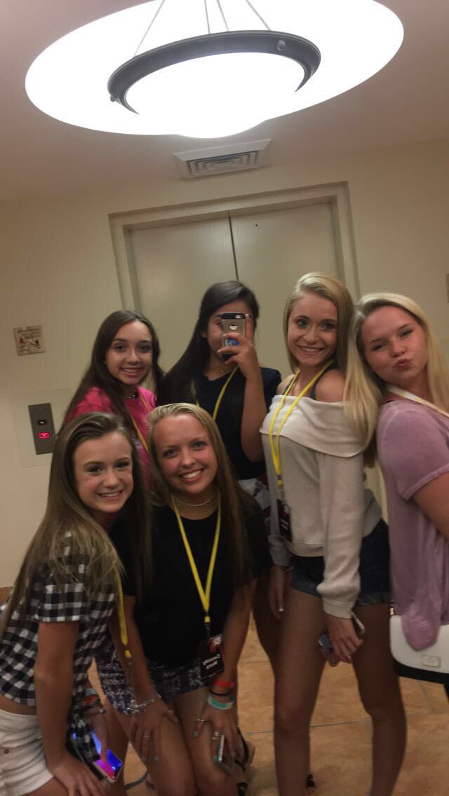 Kendall_Scottt's tweet photo. Here’s just a few pictures of day 1&amp;2. It’s crazy to see so many peoples lives changing and watch them get so much closer to God !!💗 https://t.co/uiFTpKJ8sN