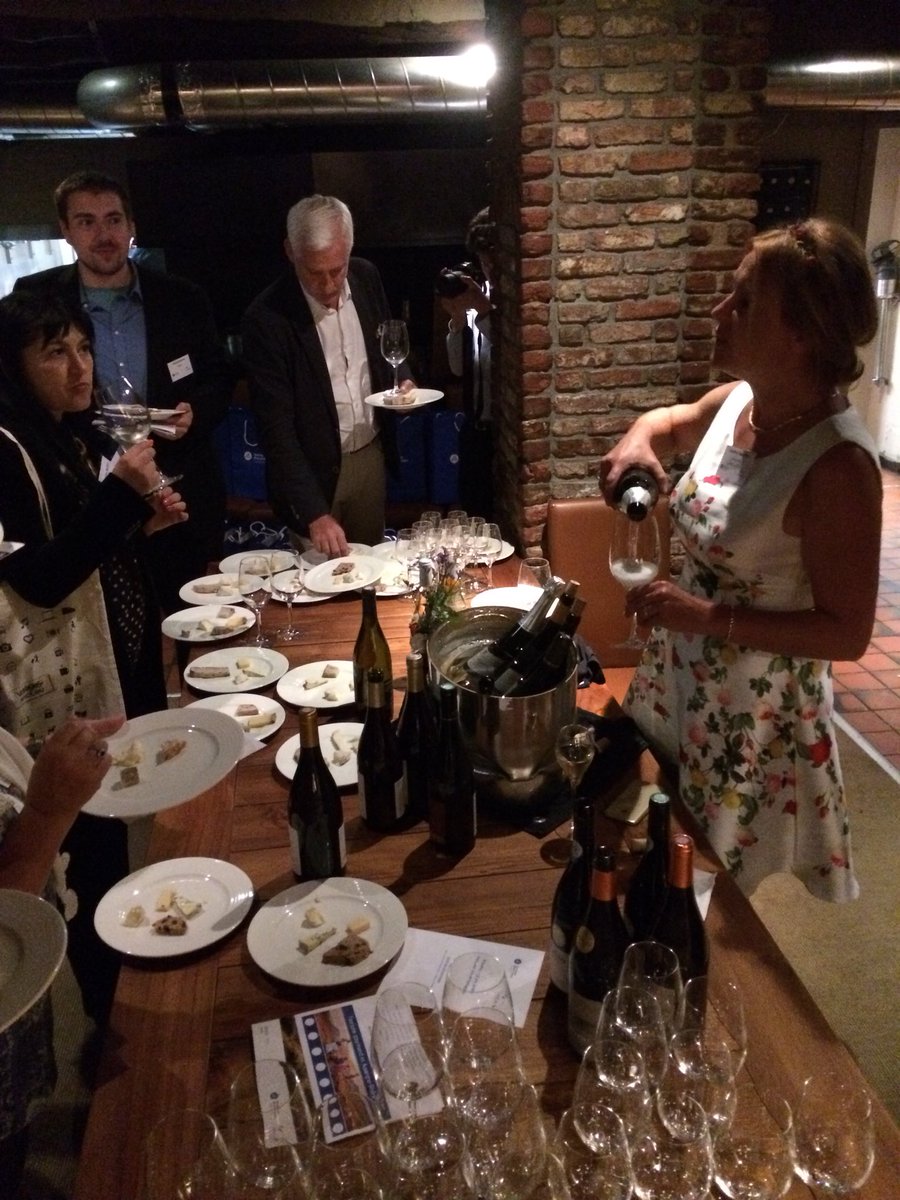 Beau succès de l’événement Tourisme Gourmand en Auvergne-Rhône-Alpes à Bruxelles avec 15 partenaires de la région et près de 50 invités presse et pro...