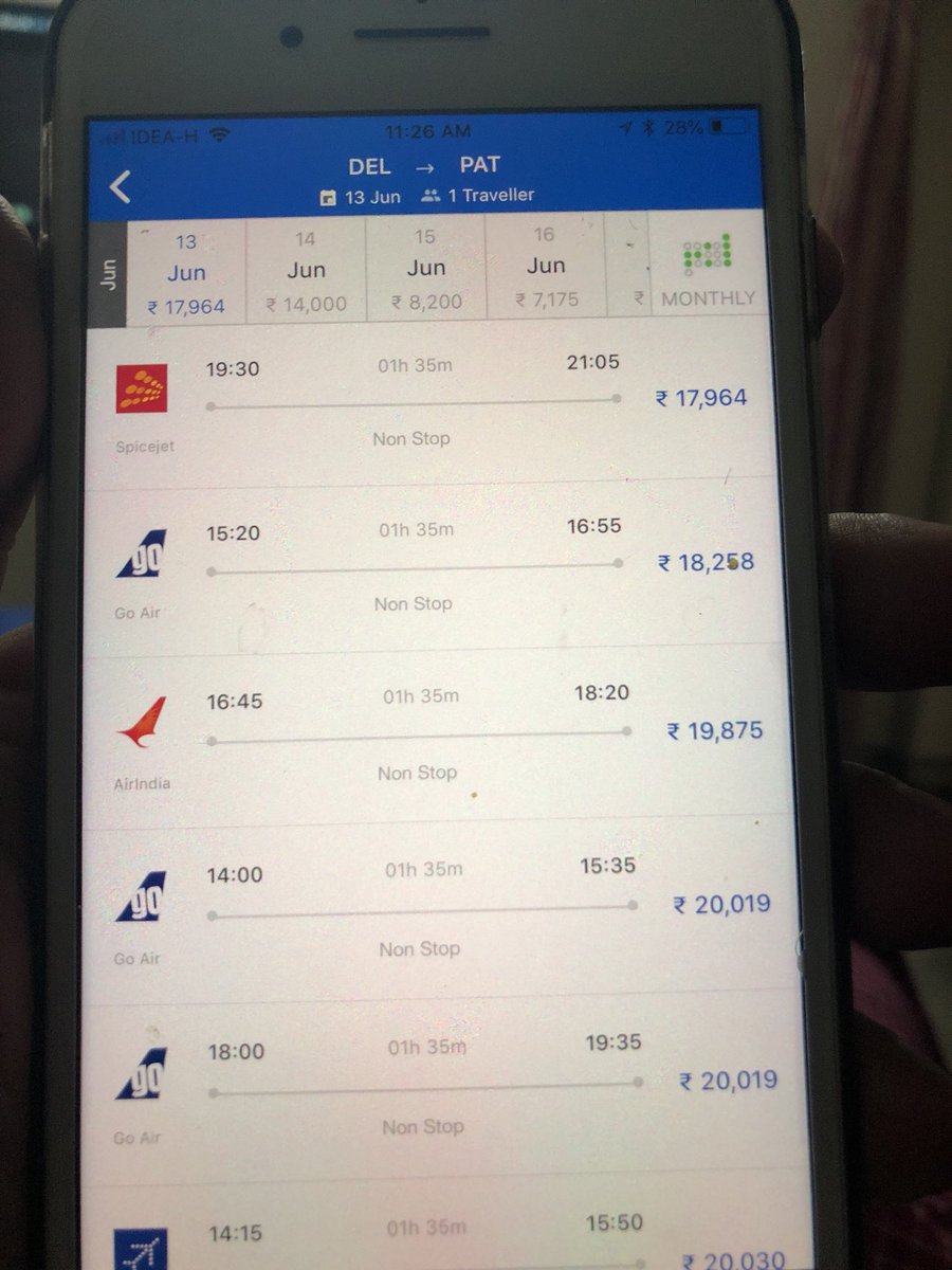 mmrityunjayy's tweet photo. Kya hai ye loot macha rakha hai airlines walo ne kuch karo aap log..desh ke netao @jayantsinha @narendramodi https://t.co/1GtqA4y1YW